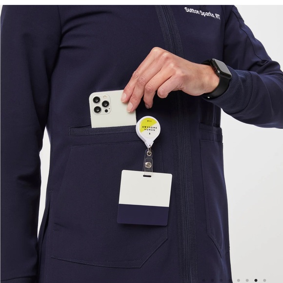 FIGS Bellery Scrub Jacket - Picture 7 of 8